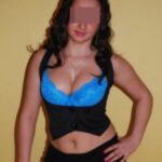 Belle femme sensuelle sur Saint-Étienne pour une pipe