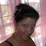 Fille très chaude recherche des homme aimant la fellation à Le Mans Fille très chaude recherche des homme aimant la fellation à Le Mans